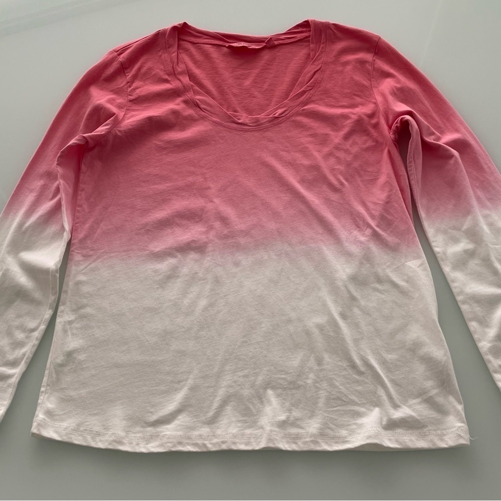 Candace Cameron Top Size XS Pink White Color Long Sleeve T-shirt Scoop Collar